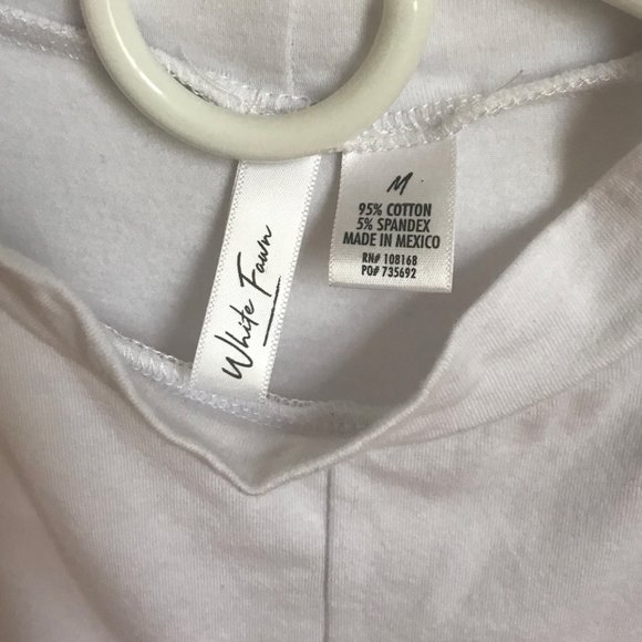 Cropped high neck twist crop top - Picture 4 of 4